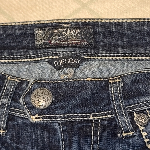 🤑SALE🤑Silver Jean's - Picture 2 of 6